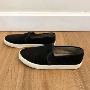 Vince Preston Slip On Sneaker size 7 (37 EU)